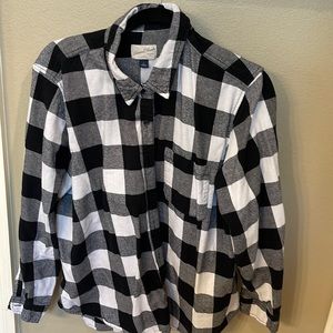 Black & white flannel| large | brand: Universal Thread